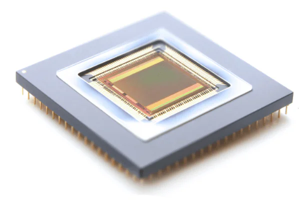 سنسورهای تصویر CCD و CMOS در دوربین‌های مداربسته
